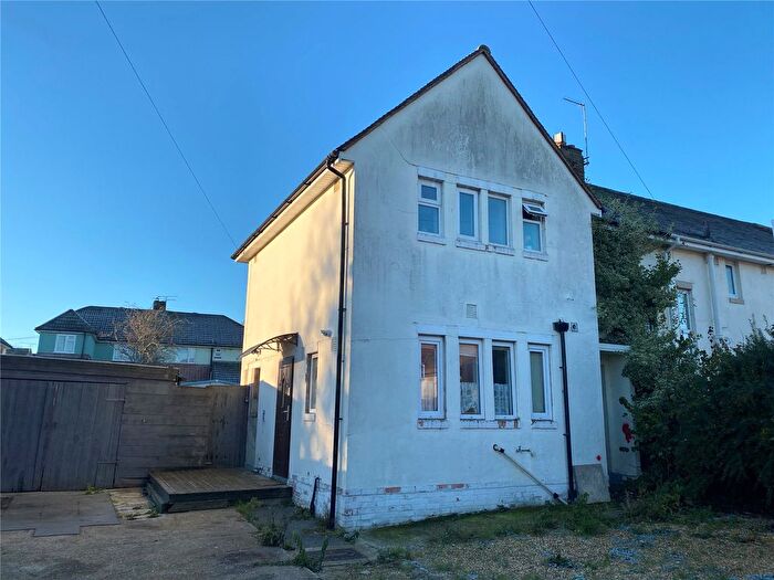 3 Bedroom End Terrace House For Sale In Rochester Road, West Howe, Bournemouth, Dorset, BH11