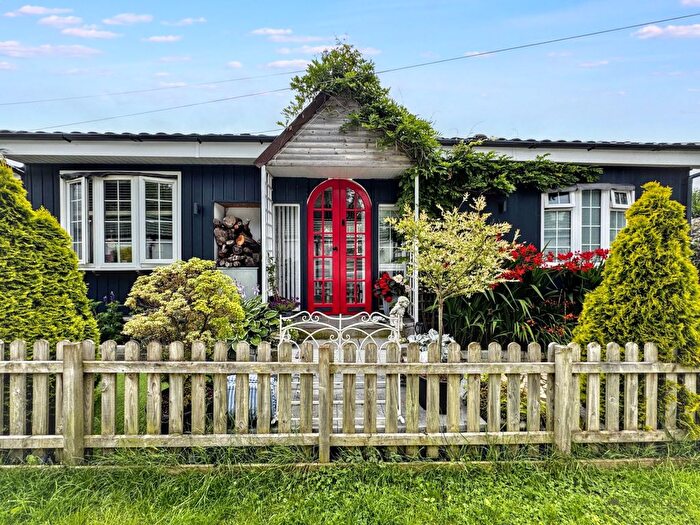 2 Bedroom Park Home For Sale In Occupation Lane, Poulton-Le-Fylde, FY6