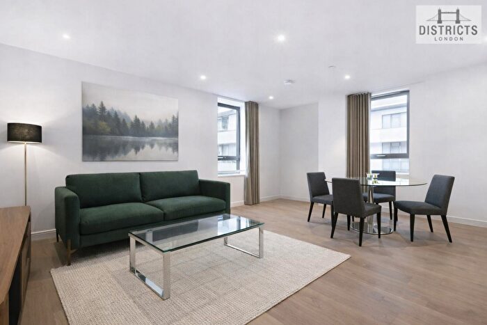 Apartment To Rent In Park Drive, London, E14