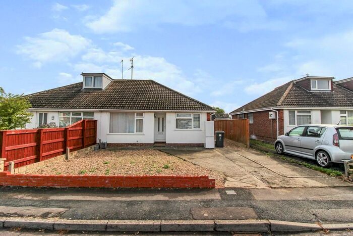 2 Bedroom Semi-Detached Bungalow To Rent In Kellsboro Avenue, Wroughton, Swindon, SN4