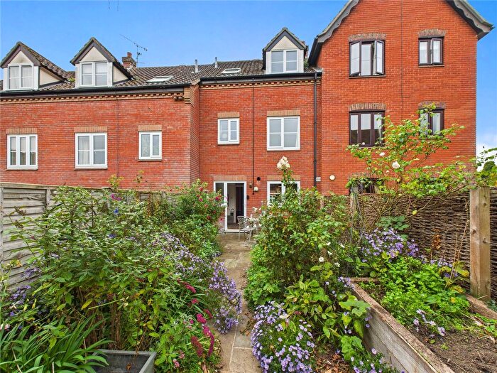 3 Bedroom Terraced House For Sale In Lime Kiln Quay Road, Woodbridge, Suffolk, IP12