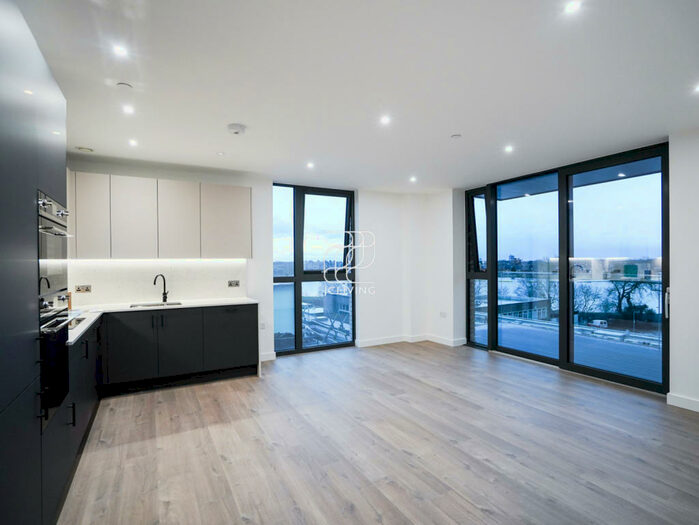 2 Bedroom Flat To Rent In Willowbrook House, Woodberry Down, N4