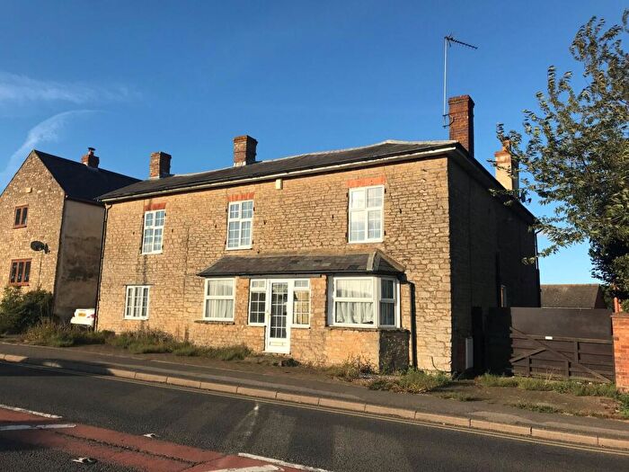 4 Bedroom Character Property To Rent In Watling Street, Potterspury, Towcester, NN12