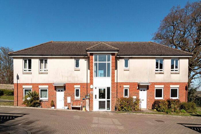 2 Bedroom Apartment For Sale In School Close, Chesham, Buckinghamshire, HP5