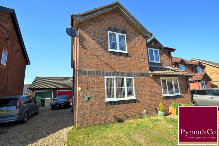 2 Bedroom Semi-Detached House To Rent In Poplar Close, Norwich, NR10