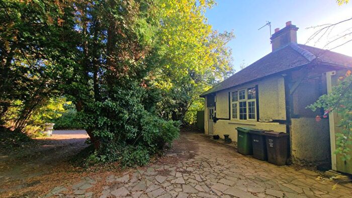 1 Bedroom Cottage To Rent In Punchbowl Lane, Hemel, HP2