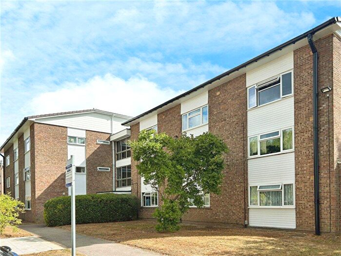 1 Bedroom Apartment To Rent In Tavistock Close, Romsey, Hampshire, SO51
