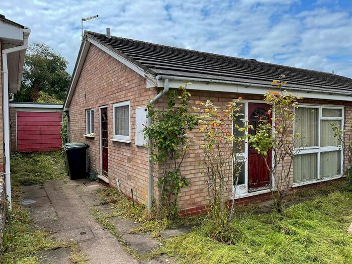 Houses for sale & to rent in B98 7PP, Harris Close, Greenlands Redditch