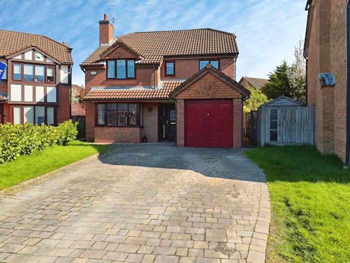 4 Bedroom Detached House To Rent In Averhill, Worsley, M28