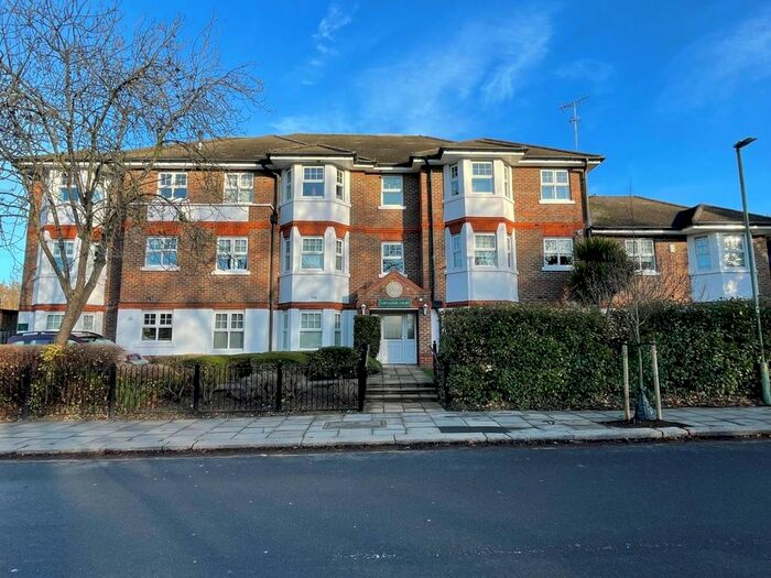 2 Bedroom Flat To Rent In Victoria Road, Mill Hill NW7