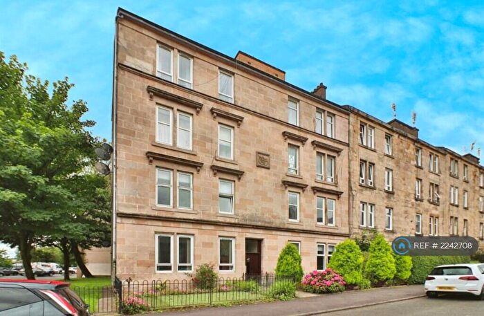 2 Bedroom Flat To Rent In Roslea Drive, Glasgow, G31