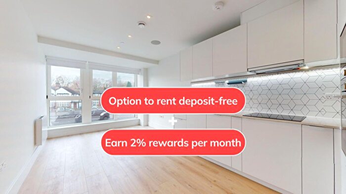 2 Bedroom Flat To Rent In Beverley Way, New Malden, SW20