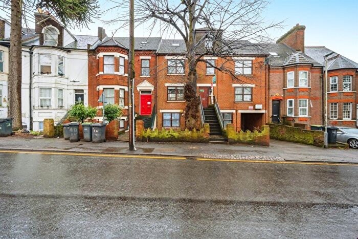 1 Bedroom Apartment To Rent In Napier Road, Luton, LU1