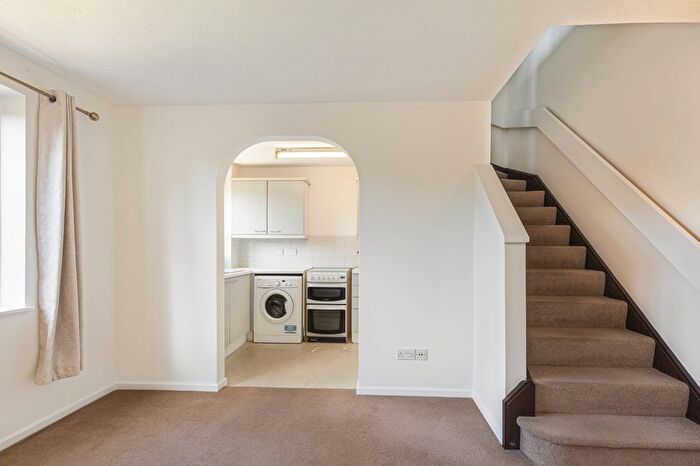1 Bedroom Terraced House For Sale In Gibson Close, Abingdon, OX14