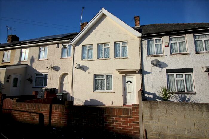 3 Bedroom Semi-Detached House To Rent In Ingoldsby Road, Gravesend, Kent, DA12