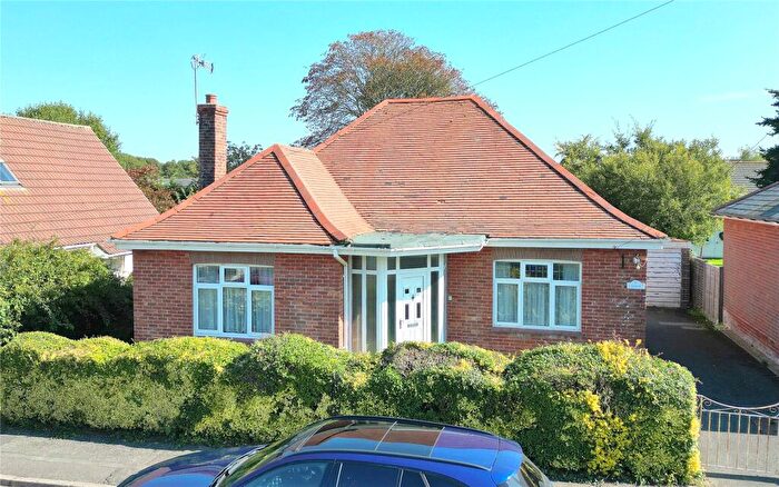 3 Bedroom Bungalow For Sale In Stanley Road, Highcliffe, Christchurch, Dorset, BH23