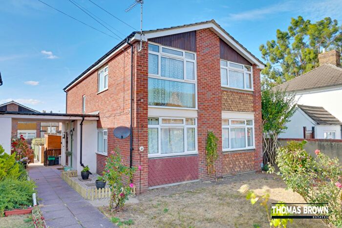 2 Bedroom Maisonette For Sale In Anglesea Road, Orpington, BR5