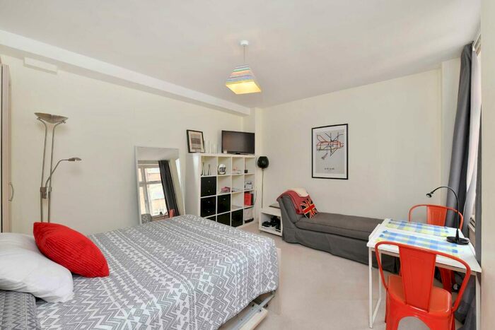 Apartment To Rent In Abercorn Place, St John's Wood, London, NW8