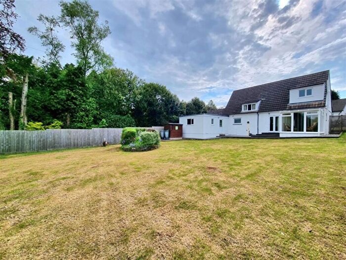 3 Bedroom House For Sale In Woburn Road, Launceston, PL15