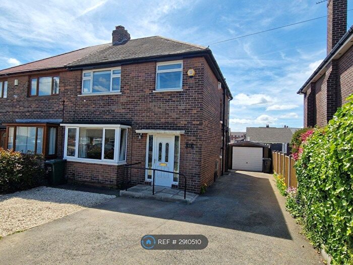 3 Bedroom Semi-Detached House To Rent In Sunny Bank Road, Mirfield, WF14
