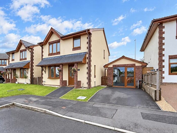 3 Bedroom Detached House For Sale In Min Afon, Rhigos, Aberdare, Rct, CF44