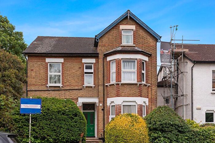 Studio To Rent In Birdhurst Rise, South Croydon, CR2