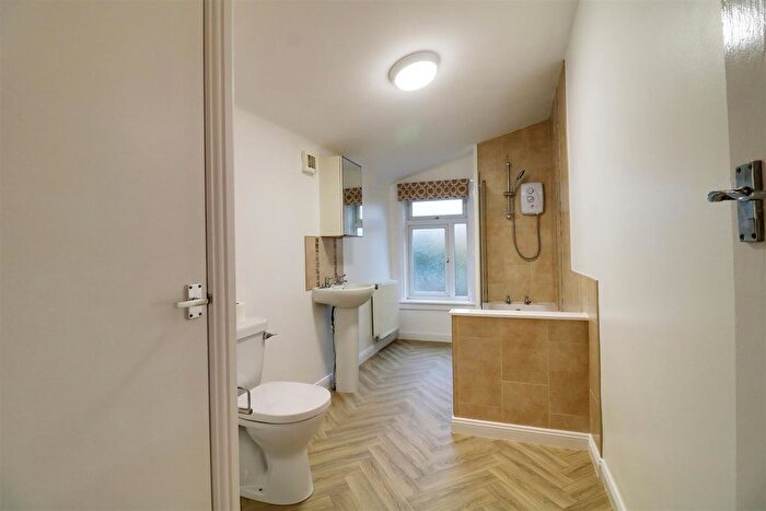 2 Bedroom End Of Terrace House To Rent In Blakenall Lane, Leamore, Walsall, WS3
