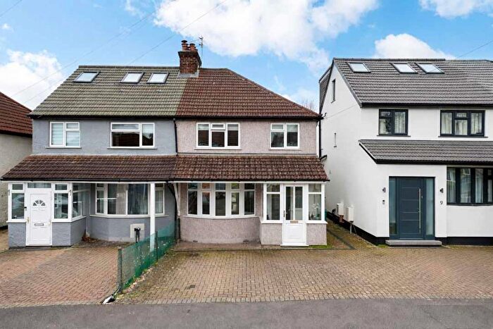 4 Bedroom Property For Sale In Oakdene Road, Watford, WD24