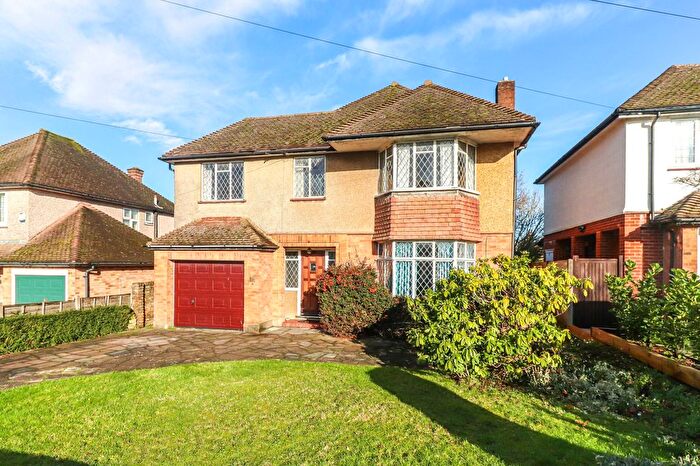 5 Bedroom Detached House For Sale In Gallows Hill Lane, Abbots Langley, WD5