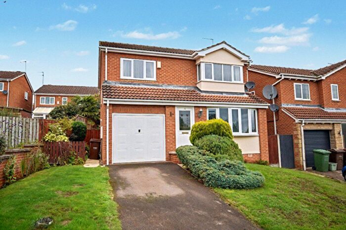 4 Bedroom Detached House For Sale In Grangewood Court, Outwood, Wakefield, West Yorkshire, WF1