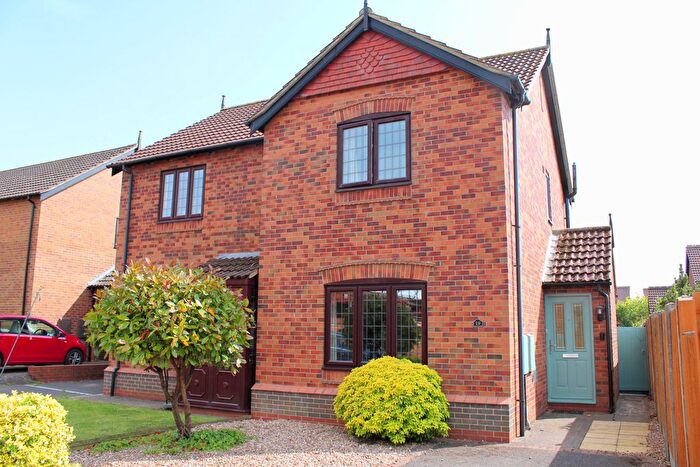 2 Bedroom Semi-Detached House For Sale In Sycamore Close, Barnetby, DN38
