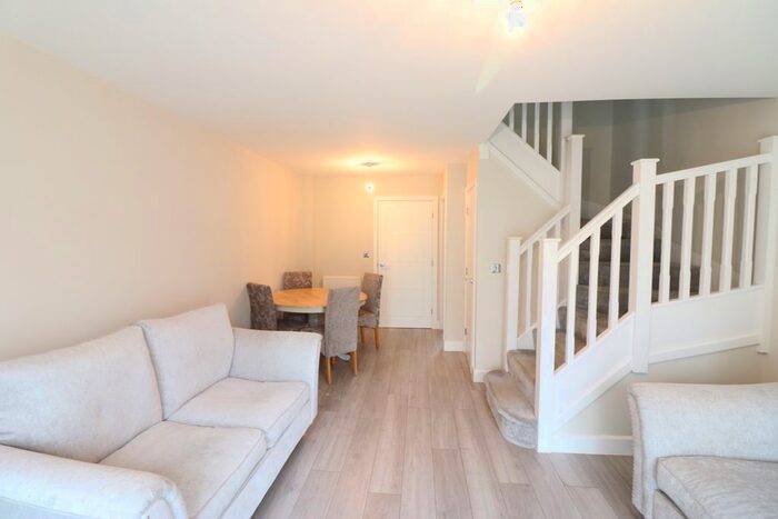 2 Bedroom Semi-Detached House To Rent In Silica Court Kirk Sandall, Doncaster, DN3