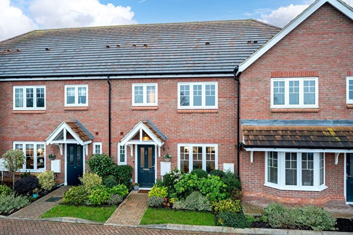 3 Bedroom Terraced House For Sale In Poultons Meadow, Pitstone, Leighton Buzzard, LU7
