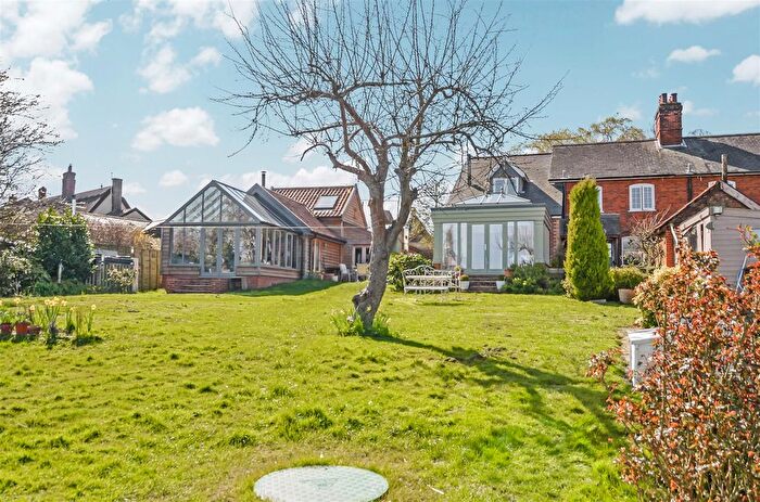 6 Bedroom Semi-Detached House For Sale In Stows Hill, Cockfield, Bury St. Edmunds, IP30