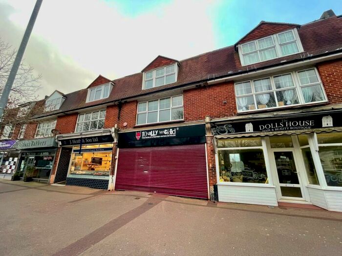 3 Bedroom Maisonette To Rent In Old Town, BN21