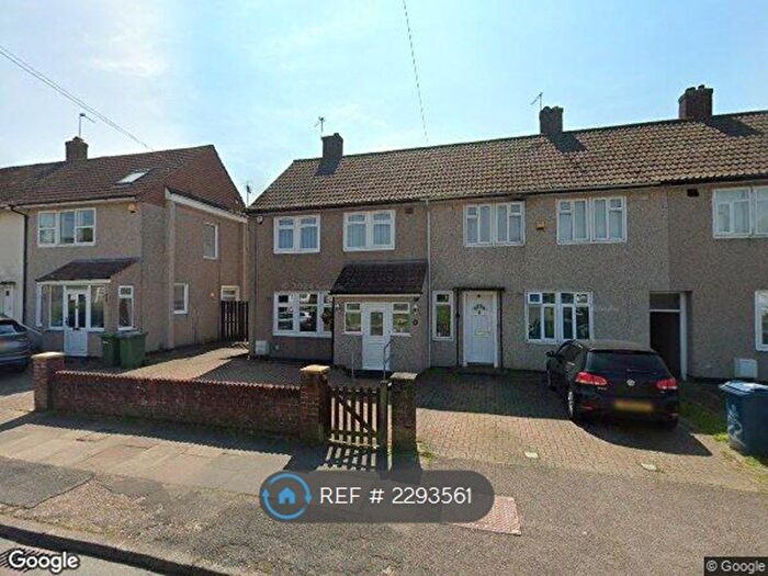 3 Bedroom End Of Terrace House To Rent In Tillotson Road, Harrow, HA3
