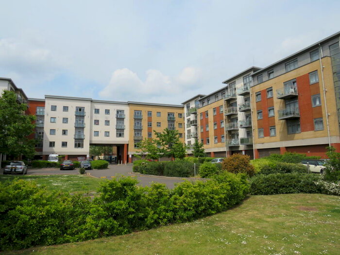 1 Bedroom Apartment To Rent In Wallis Place, Hart Street, Maidstone, ME16