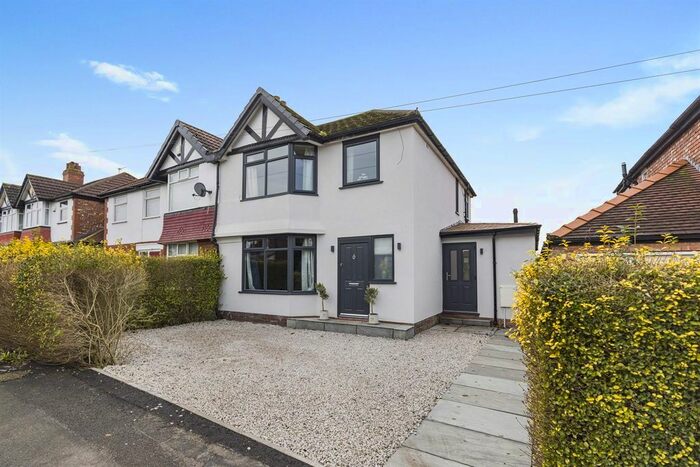 3 Bedroom Semi-Detached House For Sale In Lilac Avenue, Knutsford, WA16