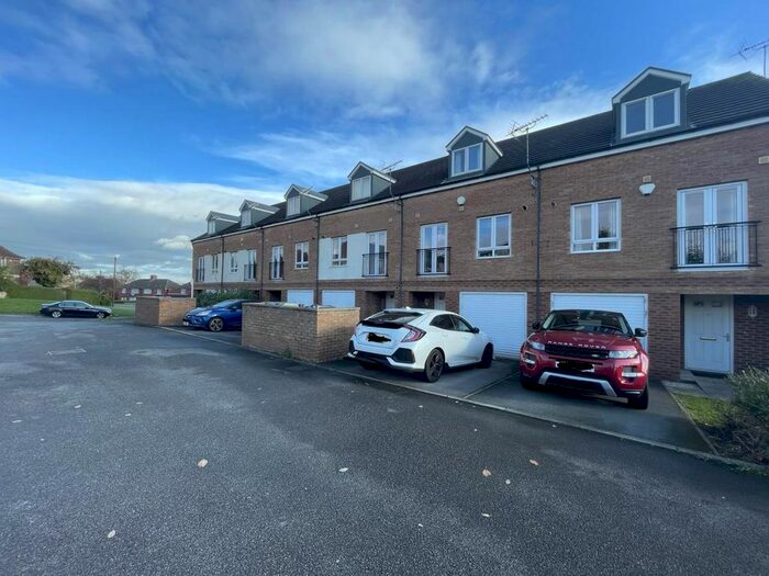3 Bedroom Town House To Rent In Jude Court, Bramley, Leeds LS13