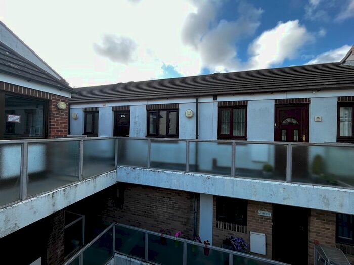 1 Bedroom Flat To Rent In Northesk Street, Stoke, Plymouth, PL2