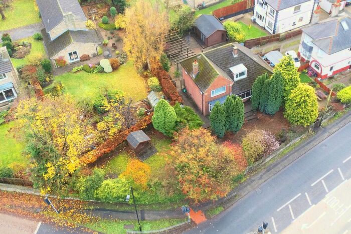 5 Bedroom Detached House To Rent In Leeds Road, Pannal, HG3