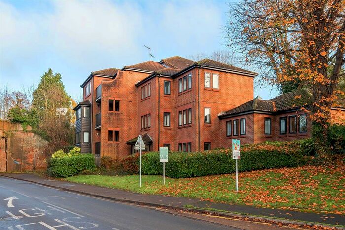 1 Bedroom Flat To Rent In Linden Place, Station Approach, East Horsley, Leatherhead, KT24