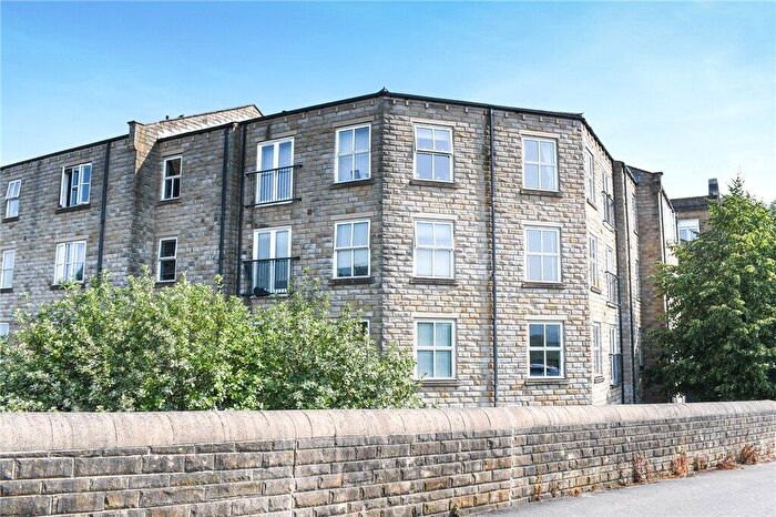 2 Bedroom Apartment For Sale In Britannia Wharf, Bingley, West Yorkshire, BD16