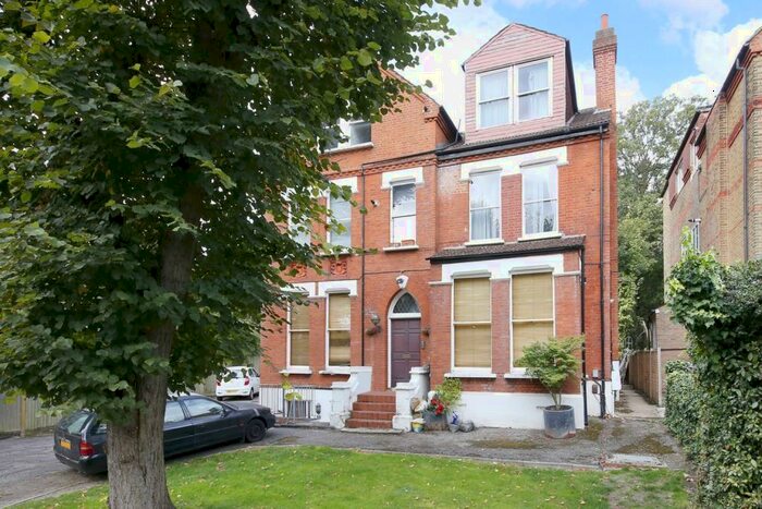 2 Bedroom Apartment To Rent In Sydenham Avenue, Sydenham, London, SE26