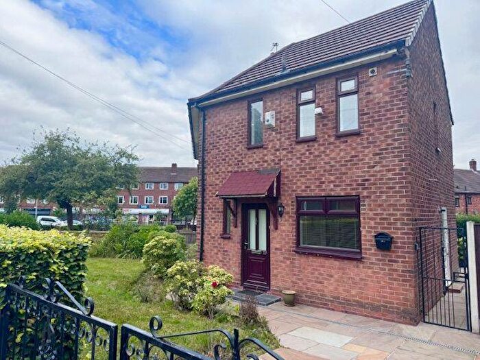 3 Bedroom End Of Terrace House For Sale In Burbage Road, Newall Green, Manchester, M23