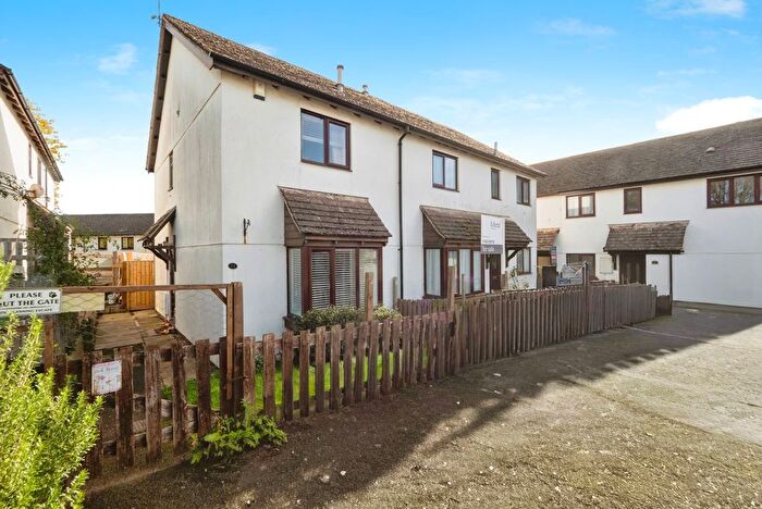 2 Bedroom Semi Detached House For Sale In Taylor Close, Dawlish, Devon, EX7