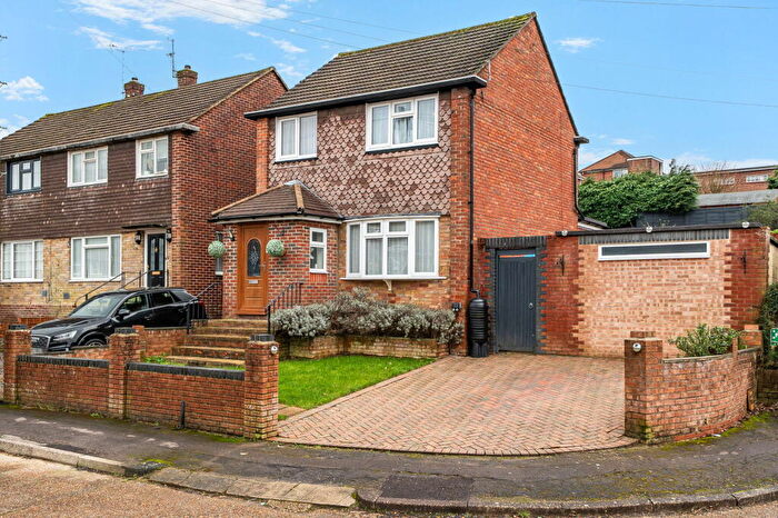 3 Bedroom Detached House For Sale In Alandale Road, Southampton, SO19