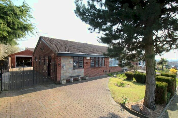 2 Bedroom Bungalow To Rent In Hollington Drive, Wedgewood Farm, Stoke-On-Trent, ST6