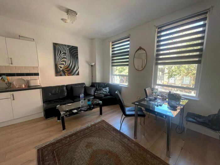 1 Bedroom Flat To Rent In Holloway Road, London, N7