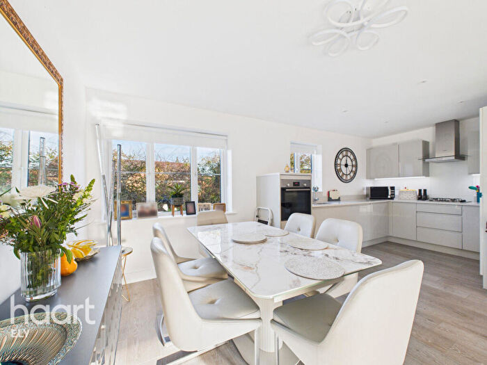 2 Bedroom Bungalow For Sale In Newnham Chase, Littleport, CB6